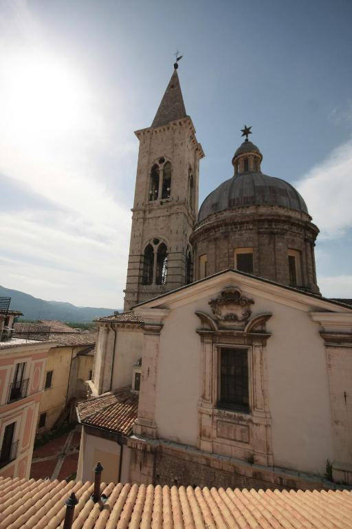 Hotel Rojan Sulmona Zewnętrze zdjęcie