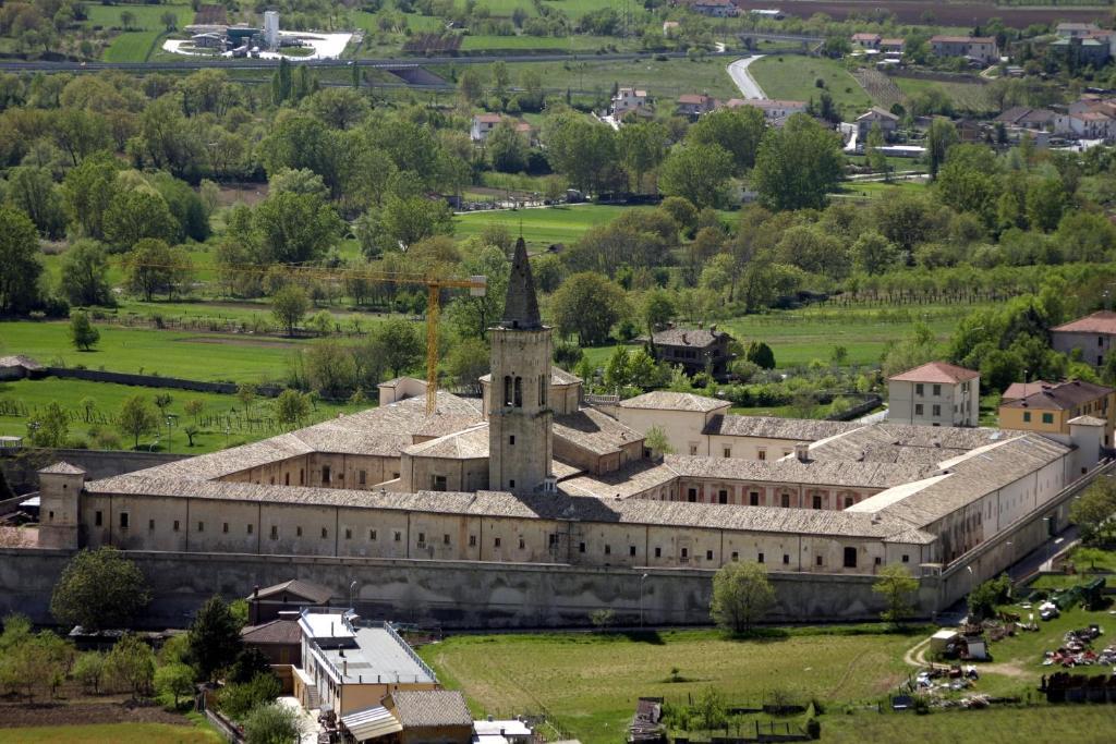 Hotel Rojan Sulmona Zewnętrze zdjęcie