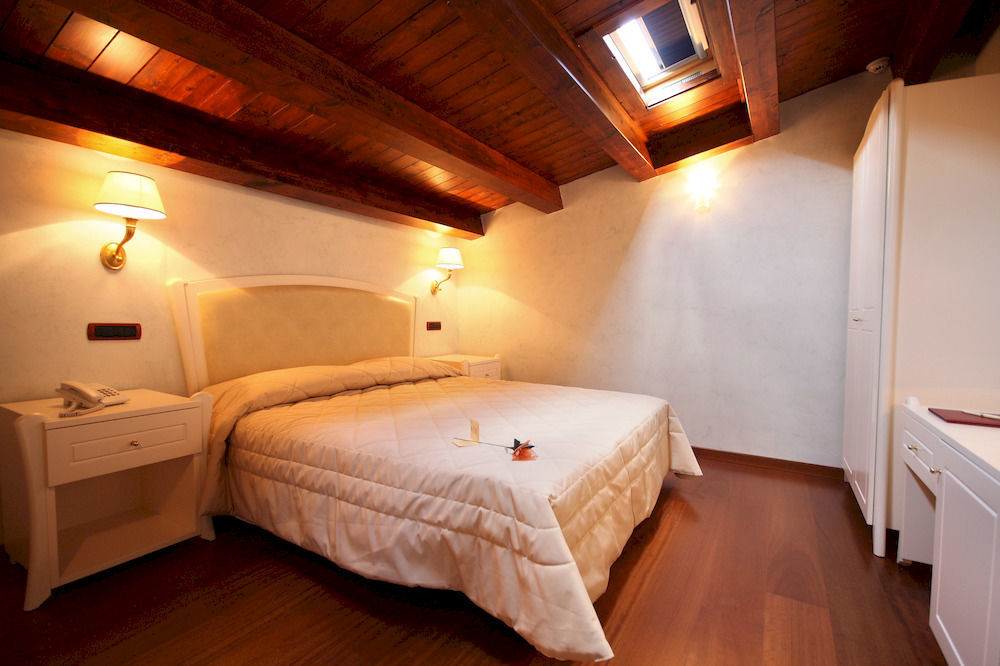 Hotel Rojan Sulmona Zewnętrze zdjęcie