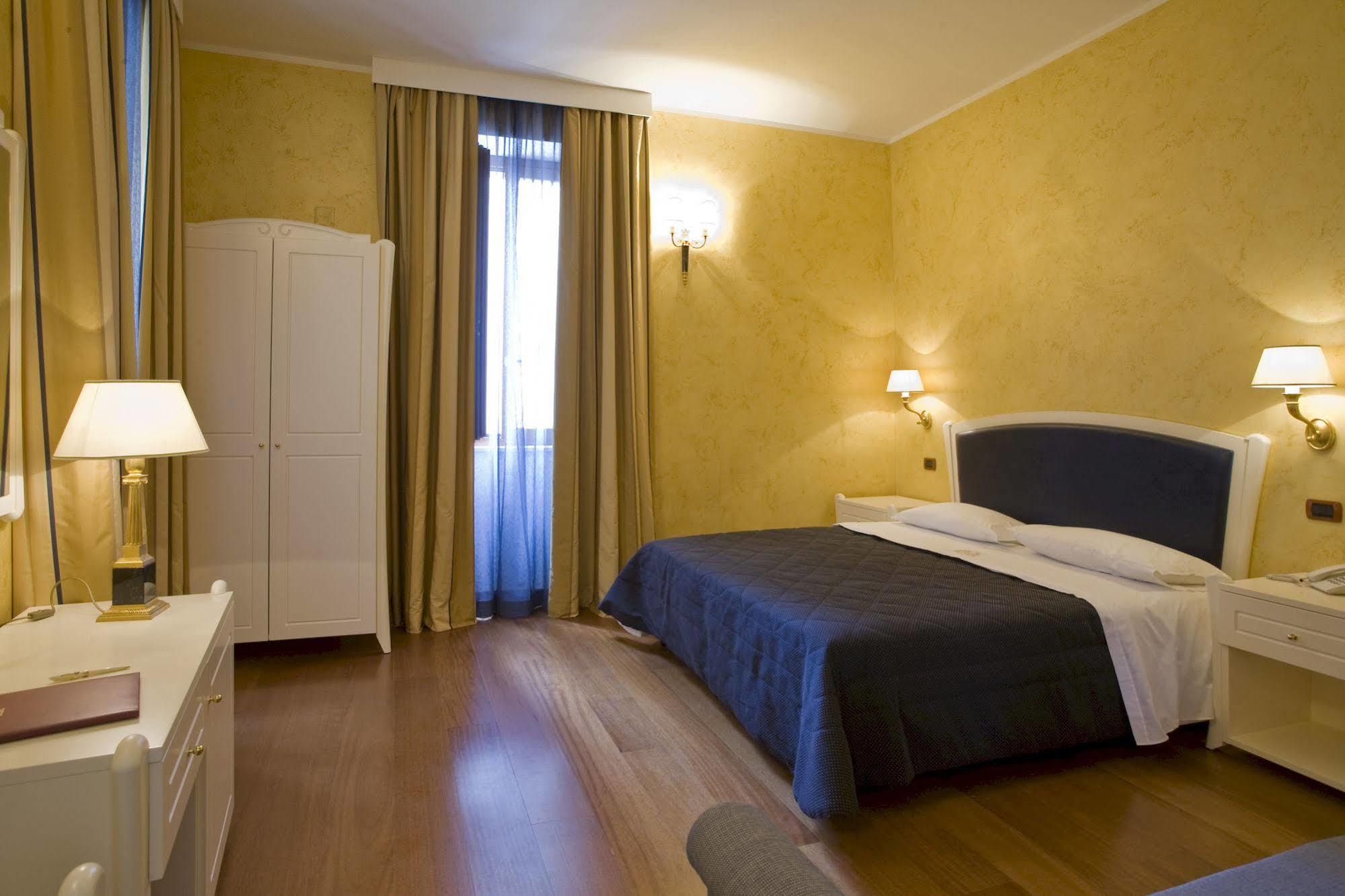 Hotel Rojan Sulmona Zewnętrze zdjęcie
