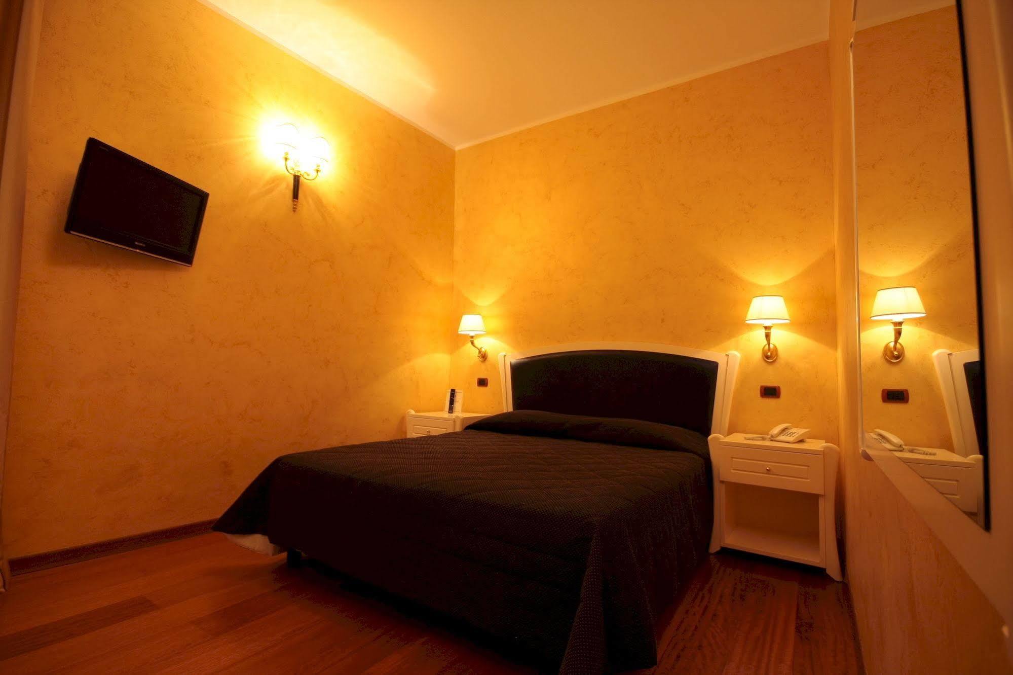 Hotel Rojan Sulmona Zewnętrze zdjęcie