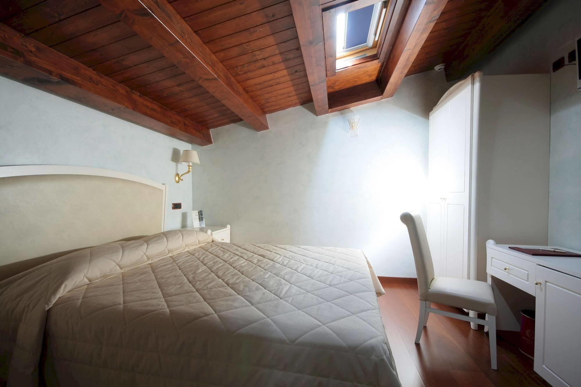 Hotel Rojan Sulmona Zewnętrze zdjęcie