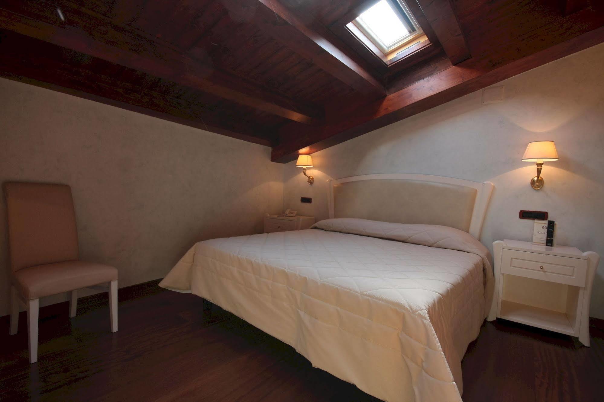 Hotel Rojan Sulmona Zewnętrze zdjęcie